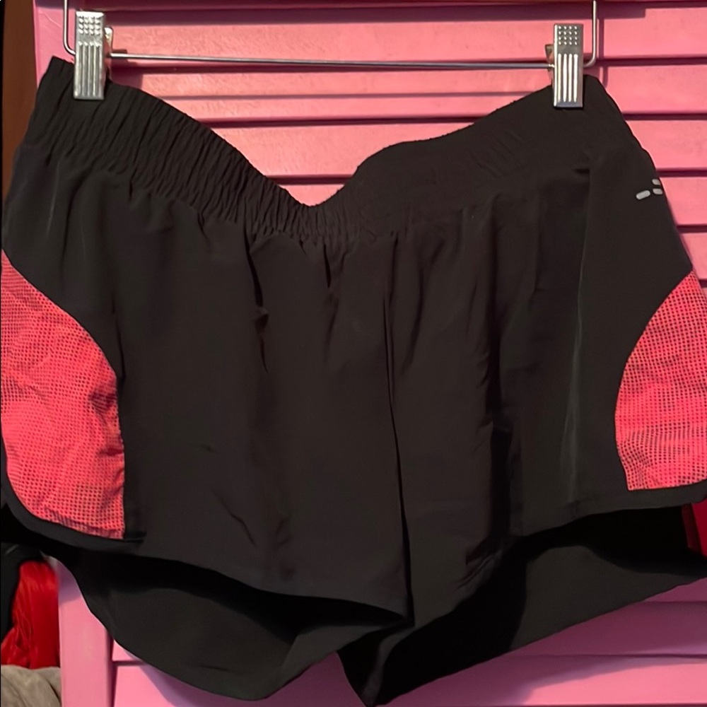 Pool/beach shorts